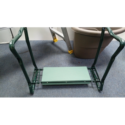 74 - A group of garden and DIY equipment comprising a Keter ‘Easy Go Breeze’ plastic garden cart, a tubul... 