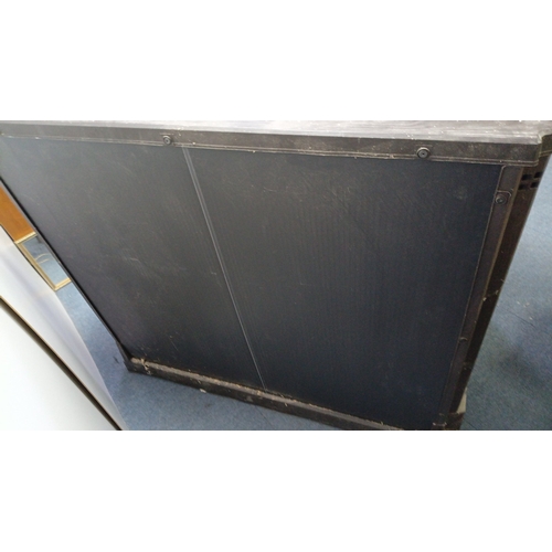 77 - Large moulded plastic storage deck box with hinged lid, panelled exterior, central lock-hasp with re... 