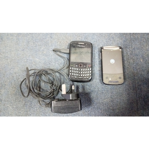 94 - A mixed lot of vintage electronics and workshop equipment including a Sony PlayStation console with ... 
