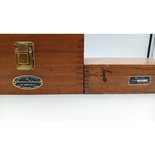 96 - A group of precision engineering measuring tools, including a Mercer Model 107 dial indicator and cl... 