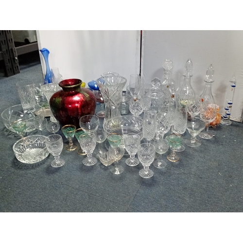 40 - A joblot of glass and cut-crystal tablewares, including decanters with stoppers, bowls, dishes, stem... 