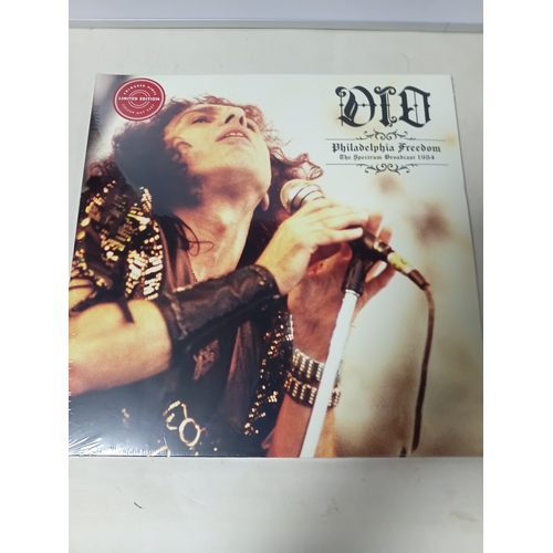Lot 390       