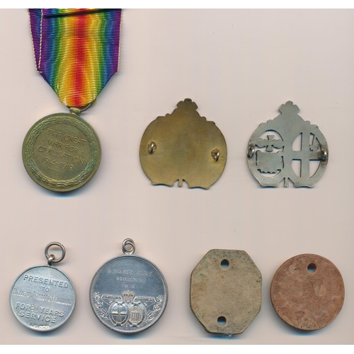 30 - First World War Victory medal to 304907 Pte (Private) Sydney H Greenaway, with copied MIC. London Re... 