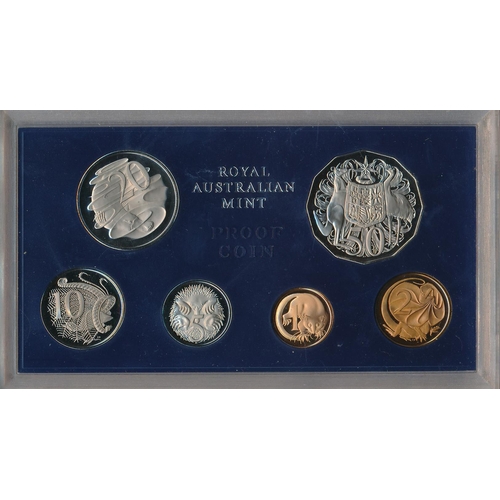 297 - Australia - 1969 proof coin set of six coins in hard plastic case issued by Royal Australian Mint, i... 