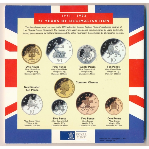 214 - 1992 UK uncirculated coin set of nine, including 1992/93 EEC Presidency 50p, issue by The Royal Mint... 