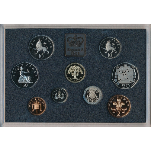 215 - 1992 UK proof cased set of nine coins FDC, issued by The Royal Mint, in blue case with certificate, ... 