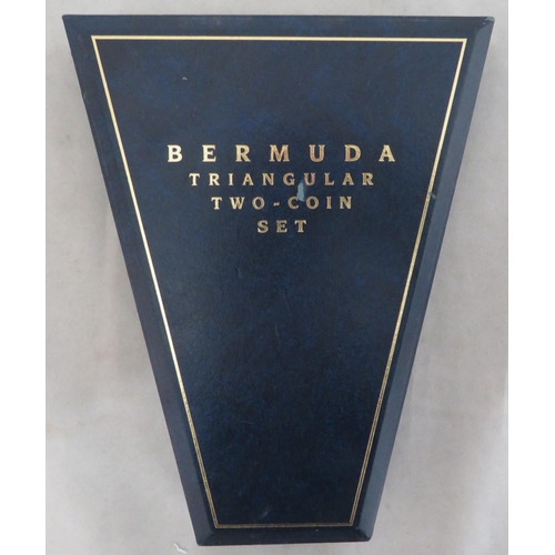 304 - Bermuda - 1996 Triangular Two-Coin set with $30 gold proof FDC weighing 15.55g and $9 silver proof F... 