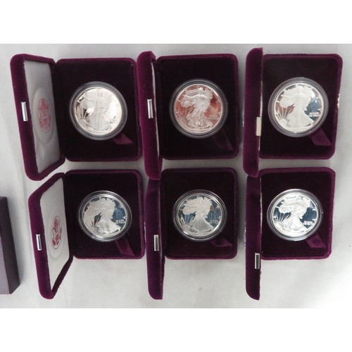 334 - USA - Silver Eagle proof dollars FDC with 1988, 1989, 1990, 1991,  1992 and 1993, all in boxes of is... 