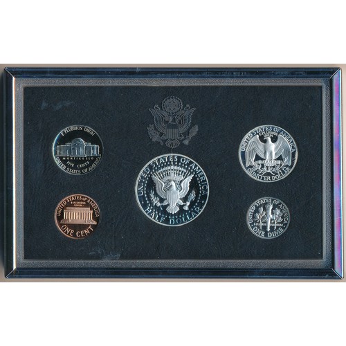 335 - USA - 1992 silver proof FDC half dollar to cent five coin set, in United States Mint box of issue wi... 