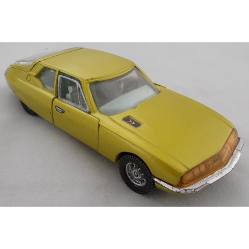 195 - 1960s onwards unboxed diecast collection, generally excellent to good plus, range of Corgi (10) incl... 