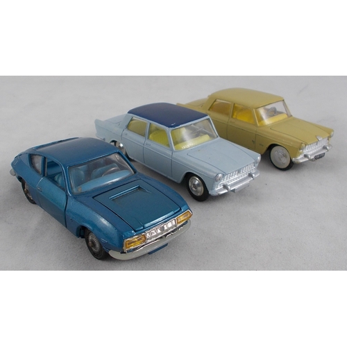 215 - Corgi. 1960s onwards Italian car collection, generally excellent in good plus to good boxes, with Fi... 