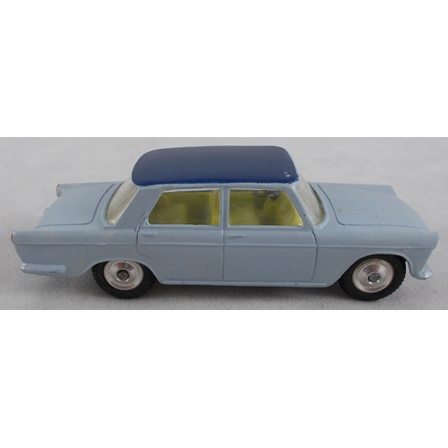 215 - Corgi. 1960s onwards Italian car collection, generally excellent in good plus to good boxes, with Fi... 