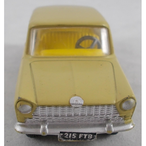 215 - Corgi. 1960s onwards Italian car collection, generally excellent in good plus to good boxes, with Fi... 