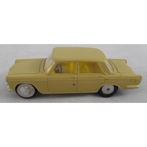 215 - Corgi. 1960s onwards Italian car collection, generally excellent in good plus to good boxes, with Fi... 