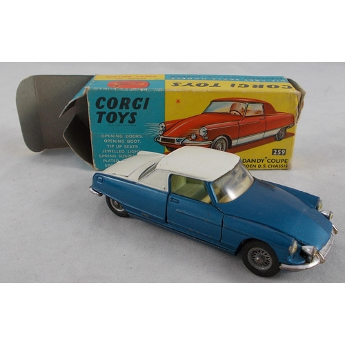 214 - Corgi. 1960s onwards Citroen pair, generally excellent to good plus in good boxes, with Le Dandy Cou... 