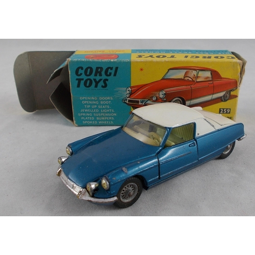 214 - Corgi. 1960s onwards Citroen pair, generally excellent to good plus in good boxes, with Le Dandy Cou... 