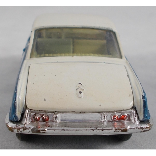 214 - Corgi. 1960s onwards Citroen pair, generally excellent to good plus in good boxes, with Le Dandy Cou... 