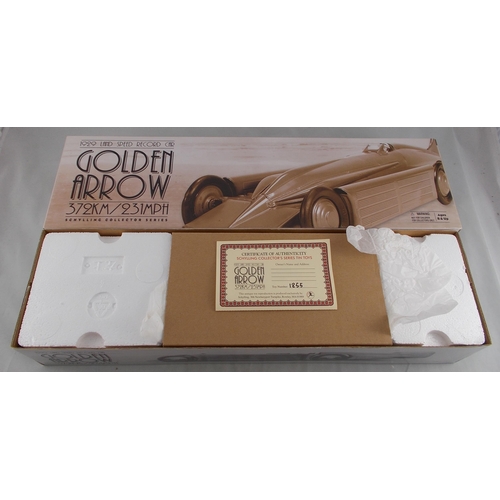 136 - Schylling - Tinplate modern limited edition clockwork (working with intergral key in base) model of ... 