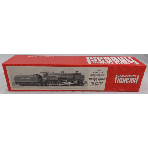 60 - Wills Finecast. OO gauge Southern green 1414 2-6-0 locomotive No. F105, generally excellent in excel... 