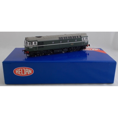 16 - Heljan. OO gauge BR green D6583 Class 33 No. 33611, excellent in excellent box with inner packing pi... 