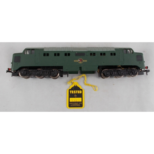 36 - Hornby Dublo. 2-rail BR green Co-Co Diesel-Electric locomotive No. 2232,  excellent in good plus box... 