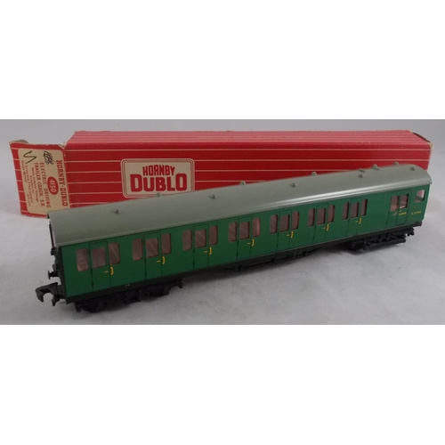 29 - Hornby Dublo. 2-rail or 3-rail SR green S77511 Electric Driving Trailer Coach No. 4150 and Surburban... 