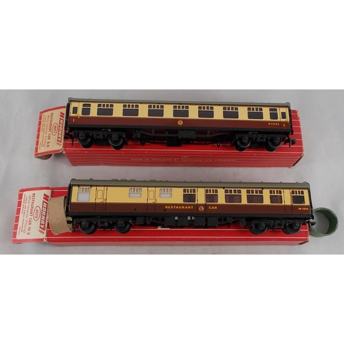 31 - Hornby Dublo. Collection of 2-rail brown and cream Superdetail Passenger Coaches, generally excellen... 