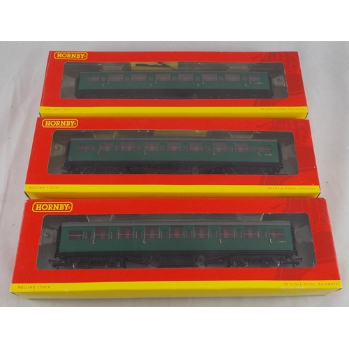 50 - Hornby. Collection of coaches in various liveries, generally excellent in excellent boxes, with LMS ... 