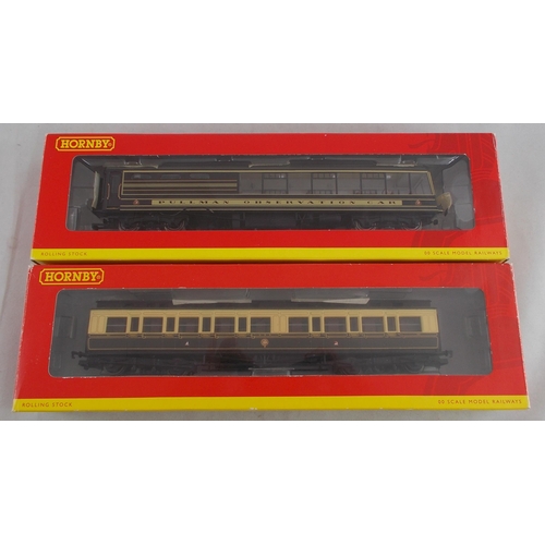 49 - Hornby. Collection of coaches in various liveries, generally excellent in excellent boxes, with GWR ... 