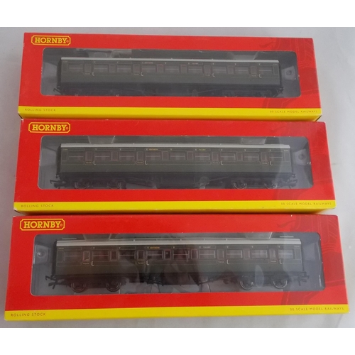 49 - Hornby. Collection of coaches in various liveries, generally excellent in excellent boxes, with GWR ... 