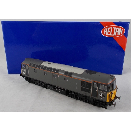 23 - Heljan. OO gauge BR grey 33101 diesel locomotive No. 3351, excellent in excellent box (small scratch... 