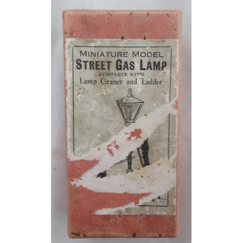 181 - John Hill & Co. Street Gas Lamp Set No. 738/6/760, generally excellent to good plus in good box (lid... 