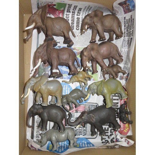 106 - Schleich. Unboxed range of plastic Zoo (23) and Farm animals, generally excellent to good plus, with... 