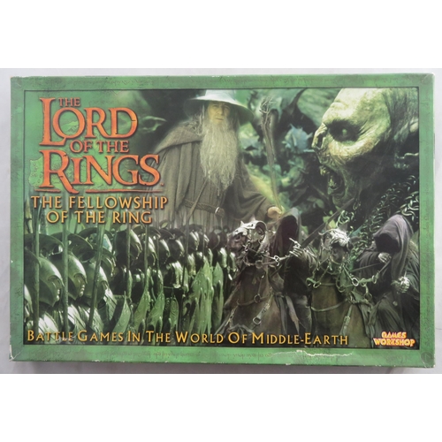 123 - Games Workshop Warhammer. 2000s onwards Lord of the Ring battle games collection, generally excellen... 