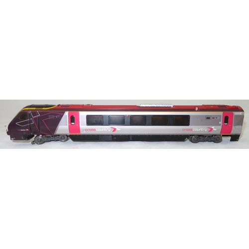 7 - Bachmann. 4 Car DMU Class 220 Cross Country purple and grey 220017 No. 32603, excellent in good plus... 