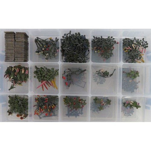 174 - Britains. 1930s onwards Miniature Gardening unboxed metal collection, generally excellent to good pl... 