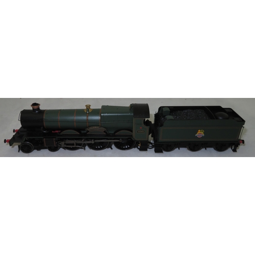 53 - Hornby. DCC Ready BR green 4061 Glastonbury Abbey 4-6-0 locomotive and tender No. R3167, excellent i... 