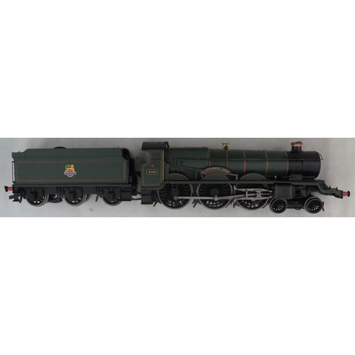 53 - Hornby. DCC Ready BR green 4061 Glastonbury Abbey 4-6-0 locomotive and tender No. R3167, excellent i... 