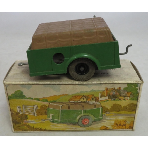 129 - Britains. 1950s onwards Clockwork (working with correct screw thread key)Trailer No. 2041, generally... 