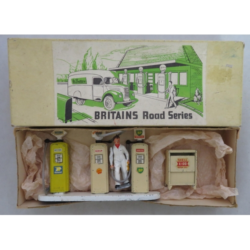 165 - Britains. Garage Set No.104v, generally excellent to good plus in good plus box (wear to box lid cor... 