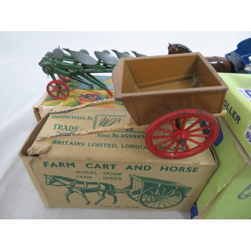 205 - Britains. 1950s onwards Farm collection, generally excellent to good plus in good plus boxes, with 4... 