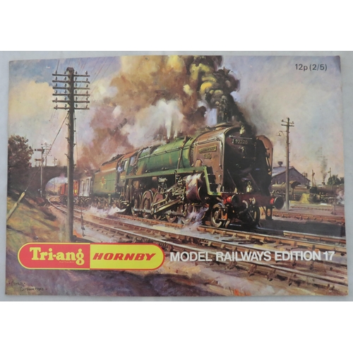 67 - Product Catalogues collection, generally excellent to good plus, with Hornby Dublo, Triang Railways,... 