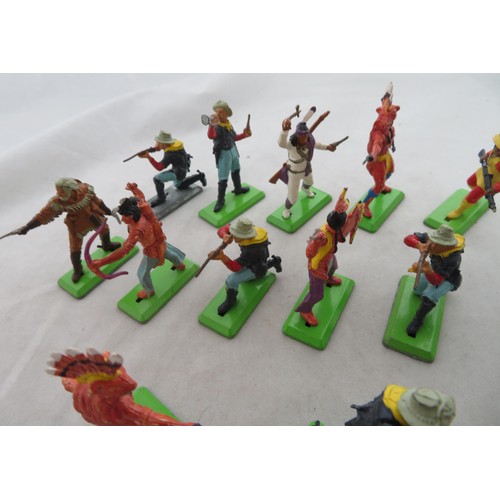 170 - Britains. 1970s onwards unboxed Deetail metal base collection of US 7th Cavalry foot (12) including ... 