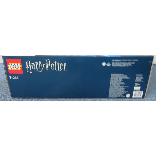 98 - Lego Hogwarts Castle Set 71043 (6020 pieces), brand new in box, never opened and still in outer card... 