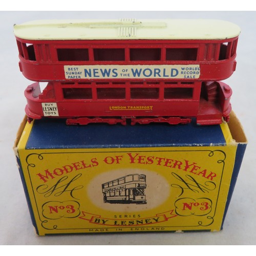 199 - Small range with Britains Honda Benly No.9693 excellent in good box (crushing to plastic), Dinky  Bl... 