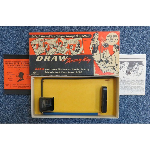 78 - Range of vintage toys to include Mettoy Traveller typewriter with paper and boxed 