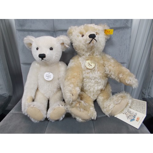 263 - Two 35cm Steiff bears, 406898 - a limited edition 1922 replica bear with growler from 2001, sometime... 