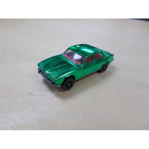 260 - 1950s onwards Unboxed diecast collection, range of Corgi including Corgi Rockets Jaguar XJ6 green fo... 