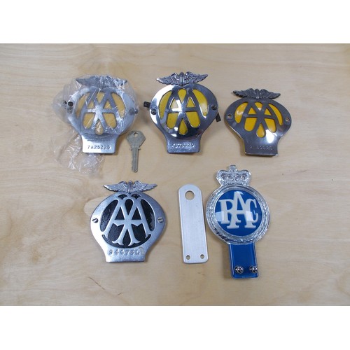 217 - Automobilia. AA & RAC badges collection, generally good plus or better, with AA motorcycle flat badg... 