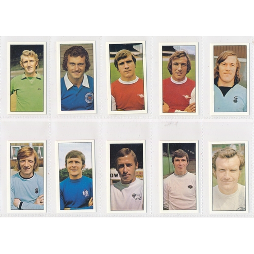 93 - Bassett (Barratt Division) 1974 Football Stars set of 50,  including Kevin Keegan, in excellent cond... 